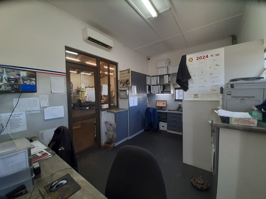 Commercial Property for Sale in North End Eastern Cape